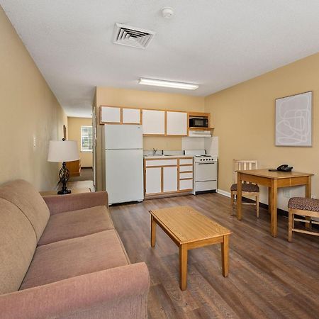 Affordable Suites Wilson Zewnętrze zdjęcie